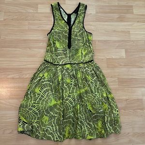 Topshop Pacific Zip Front Neon Green Black White Dress Size 4 EUC